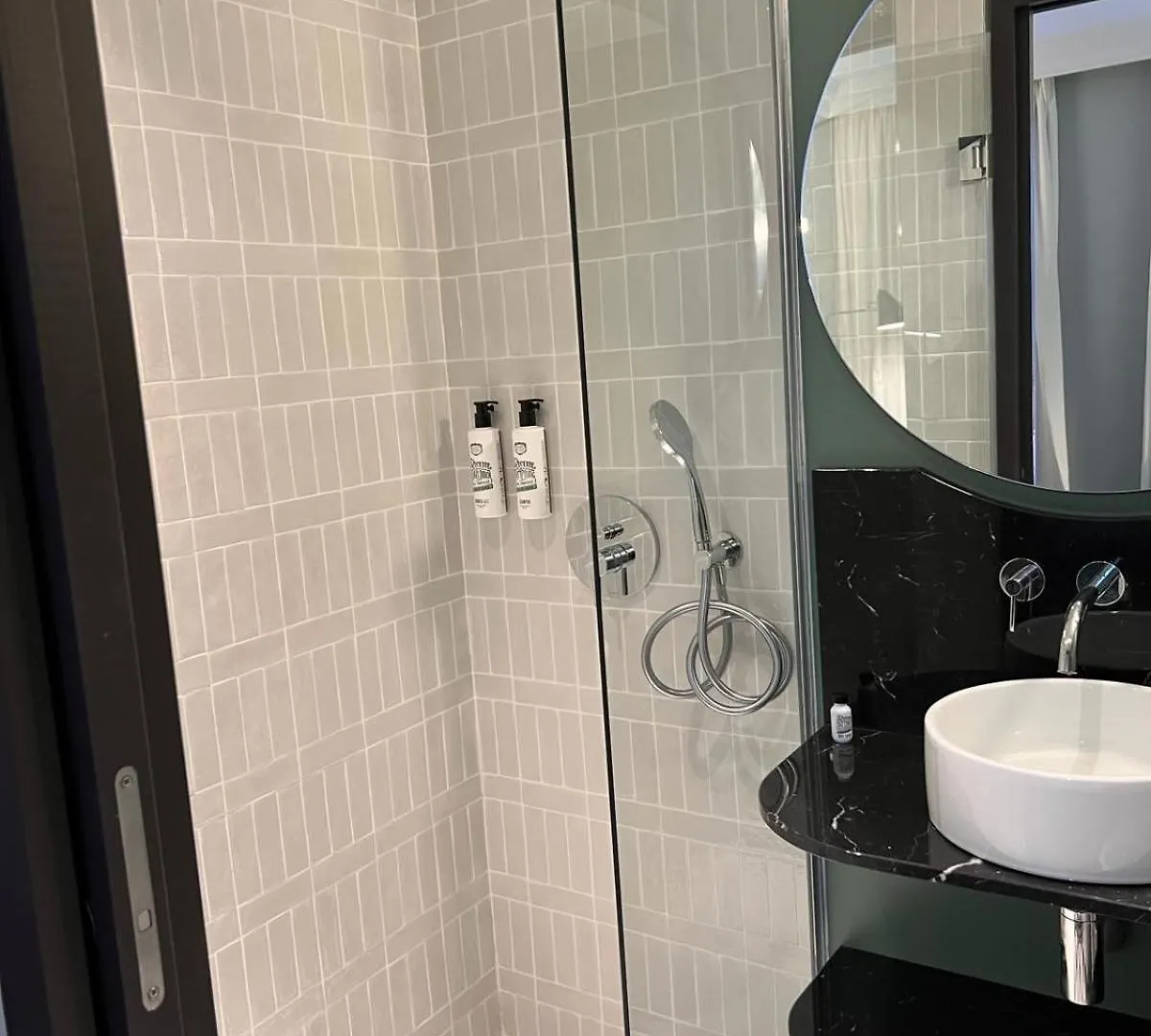 Le Clark Hotel Paris